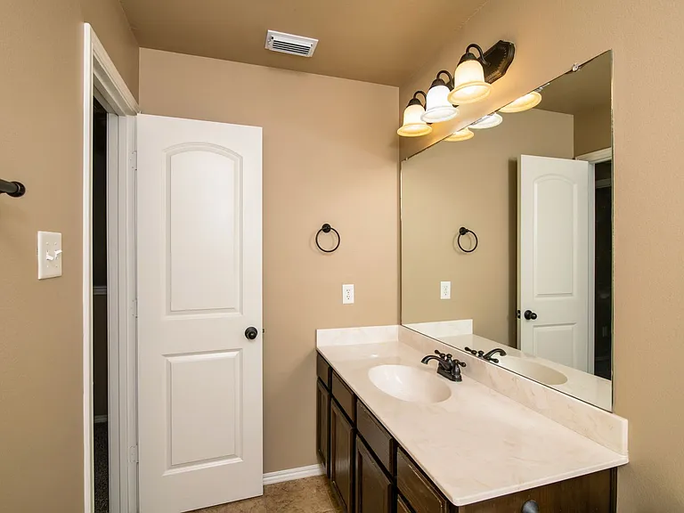 1430 Piedmont Dr — Photo 37