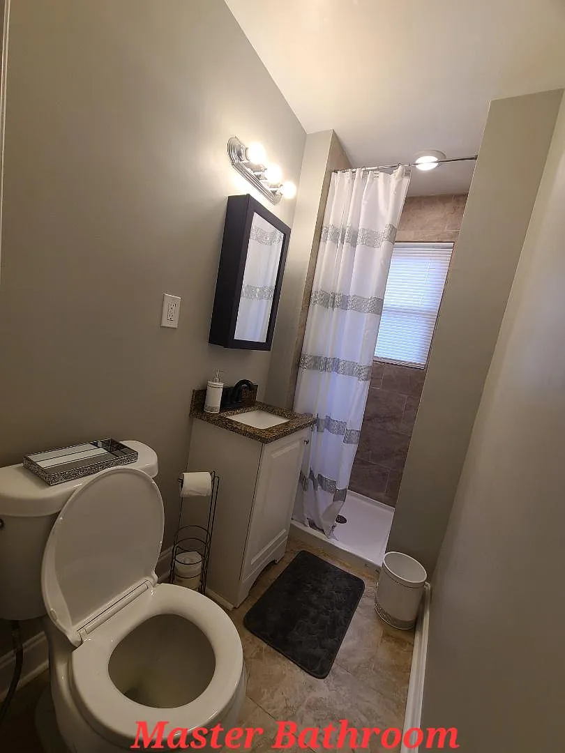 3100 Graymont Dr - Room D - Master (Charlotte NC) — Photo 3