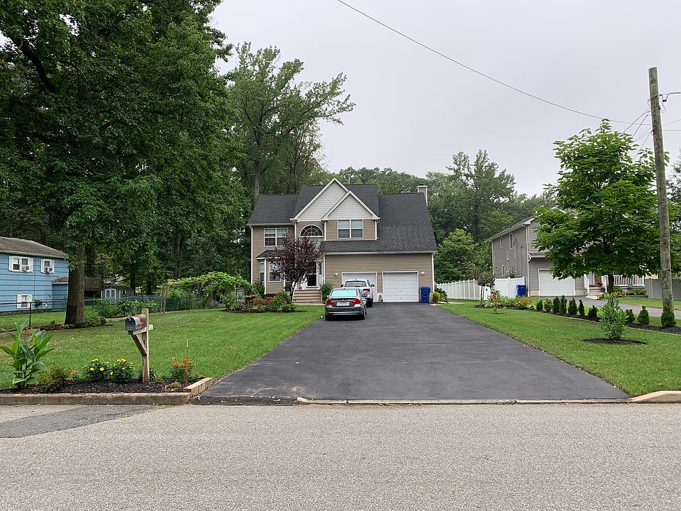 2nd image of 1731 Fillmore Dr