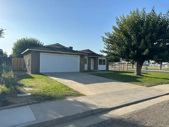521 N Steven Avenue, Farmersville, CA 93223