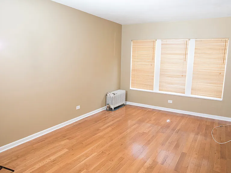 1406 W Jonquil Ter #1 — Photo 2