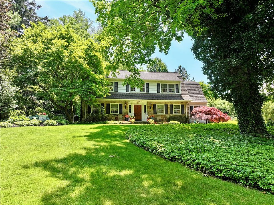 1st image of 28 San Rafael Dr