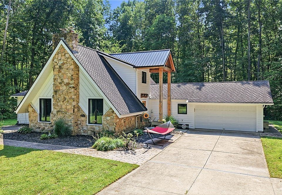 1st image of 14831 Robinson Rd
