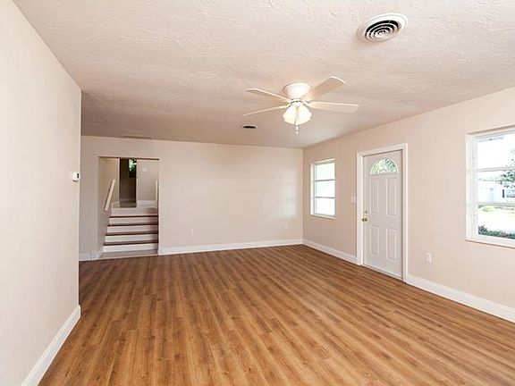 3rd image of 329 Channel Ln