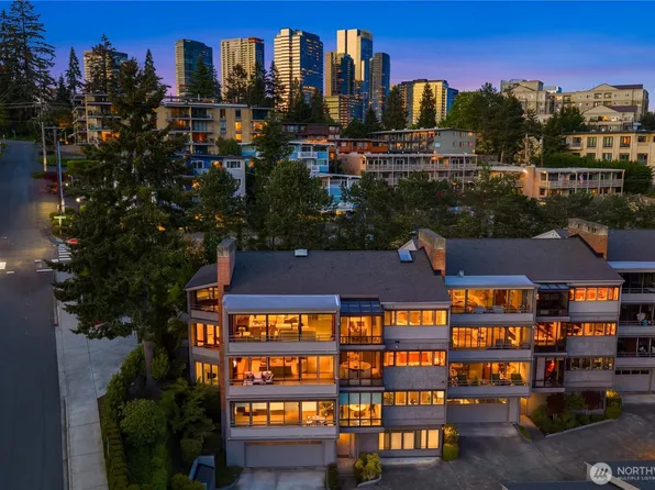 9903 Lake Washington Boulevard NE #201, Bellevue, WA 98004