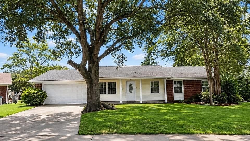 1st image of 3916 Gingerbread Rd