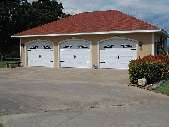 4th image of 91 County Road 327