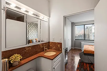 Sold by Nest Seekers International