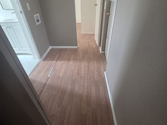 5th image of 18341 12th Ave