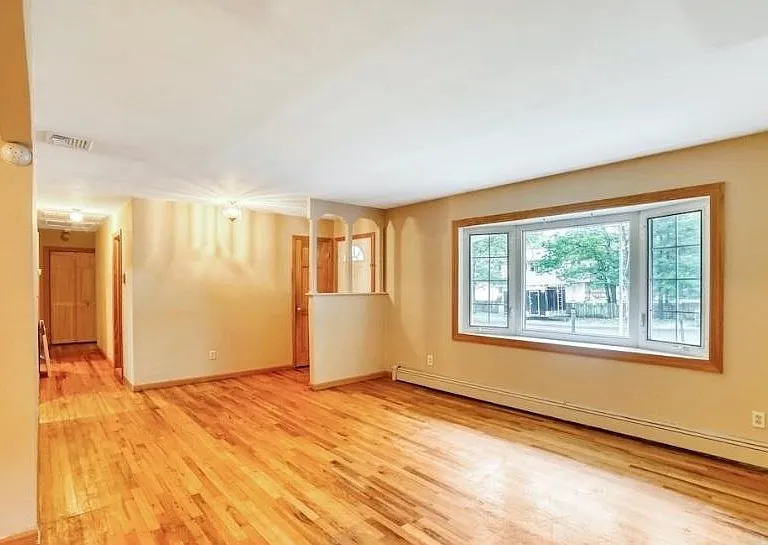 6 Willow St — Photo 12