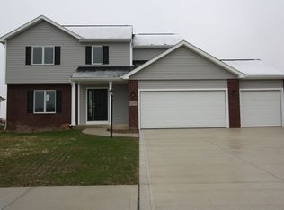 4793 Wintergreen Way, New Haven, IN 46774