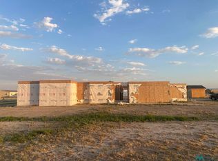 33 Lark Ln, Artesia, NM 88210