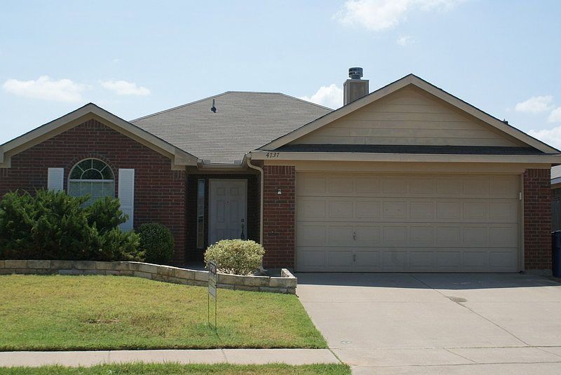 1st image of 4737 Topaz Ln