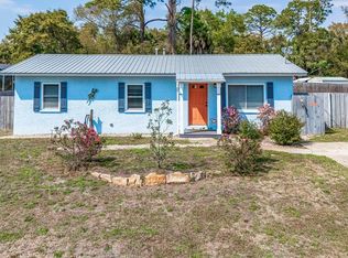 561 Welton Dr, Port Saint Joe, FL 32456