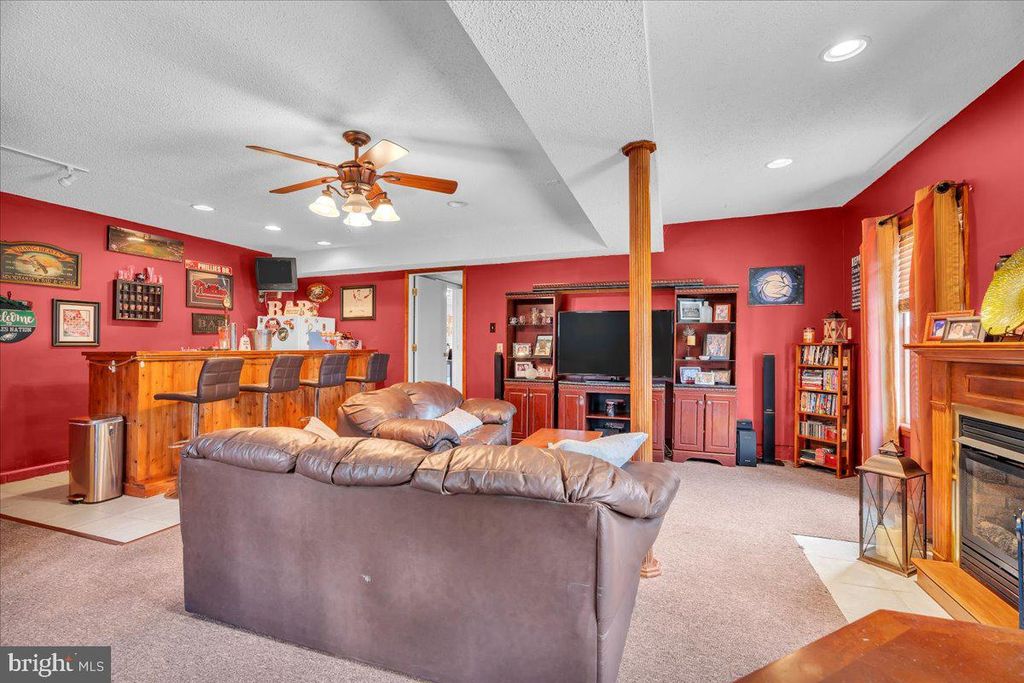 16 E Holly Ave, Sewell, NJ - More