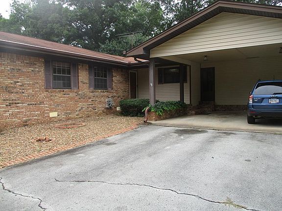 2nd image of 126 Lawrence Dr