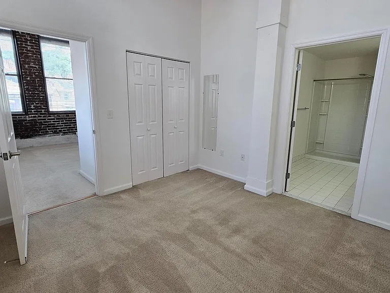 4368 Cresson St #302 — Photo 14