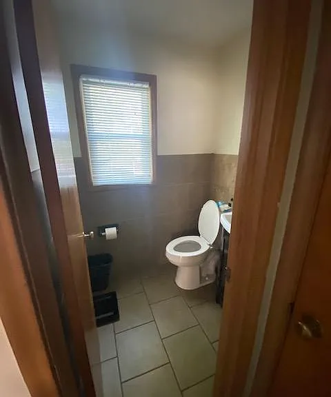 2128 S 46th Ave — Photo 3