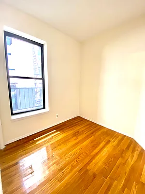 Rented by Corcoran | media 21