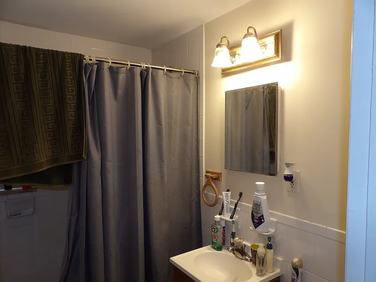 2 Hasbrouck Ave — Photo 6