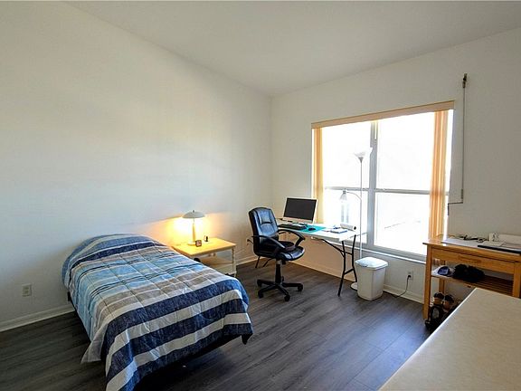 5th image of 309 Stella Maris Dr S