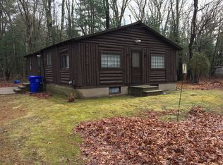 32 Abraham Rd, Riverside, RI 02915