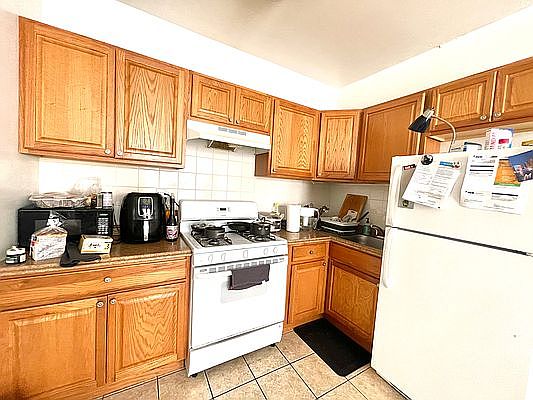 1st image of 23-12 29th Ave #2L