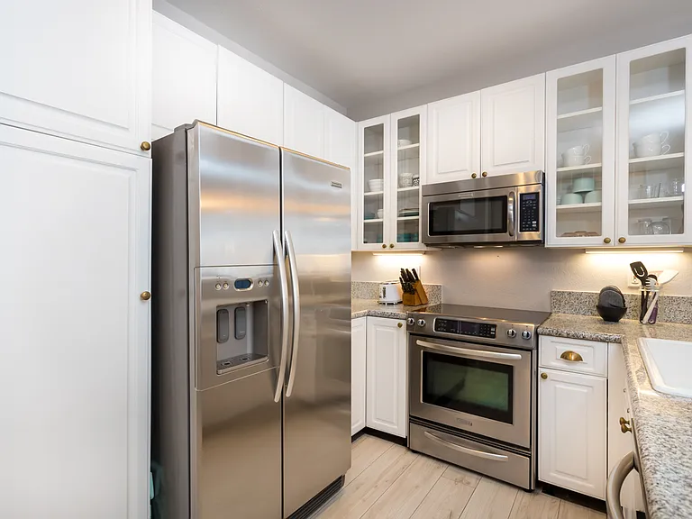 330 J St #309 — Photo 6