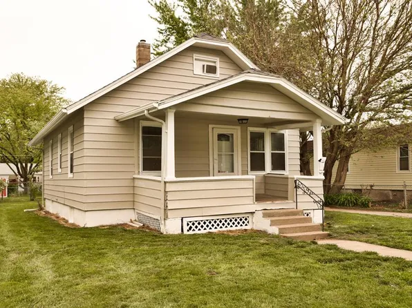 6790 Evans St, Omaha, NE 68104