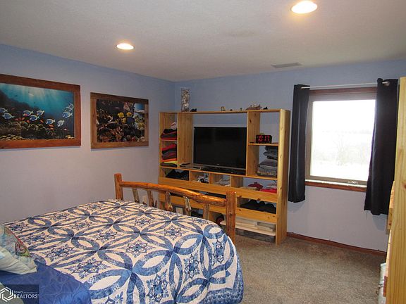 4th image of 27005 Fig Ave