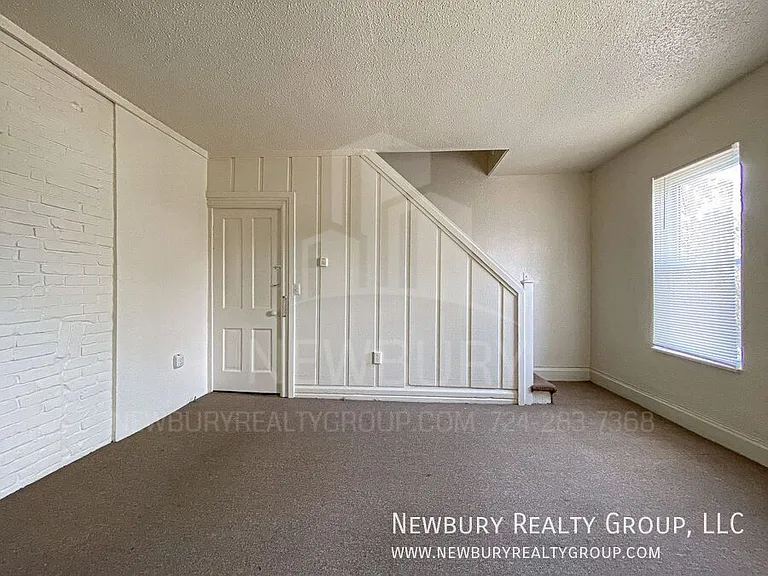 37 Hickory St — Photo 10