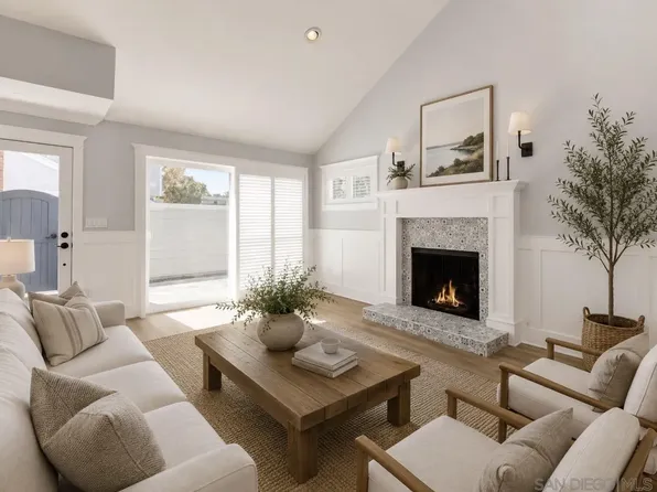 1411 1st St, Coronado, CA 92118