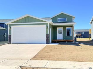 4045 McIntosh Ln, Rapid City, SD 57703