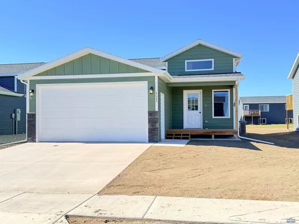 4045 McIntosh Ln, Rapid City, SD 57703
