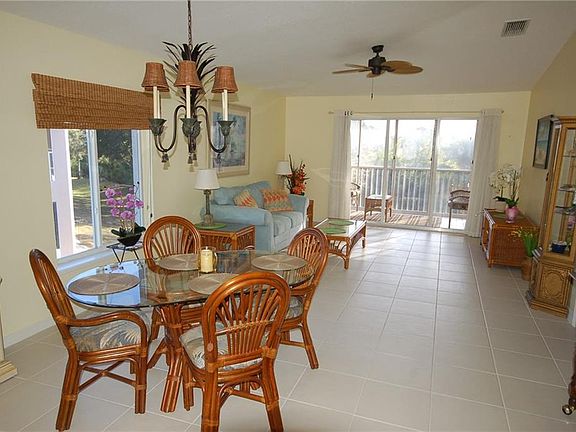 2nd image of 9850 Fiddlers Green Cir Unit 231