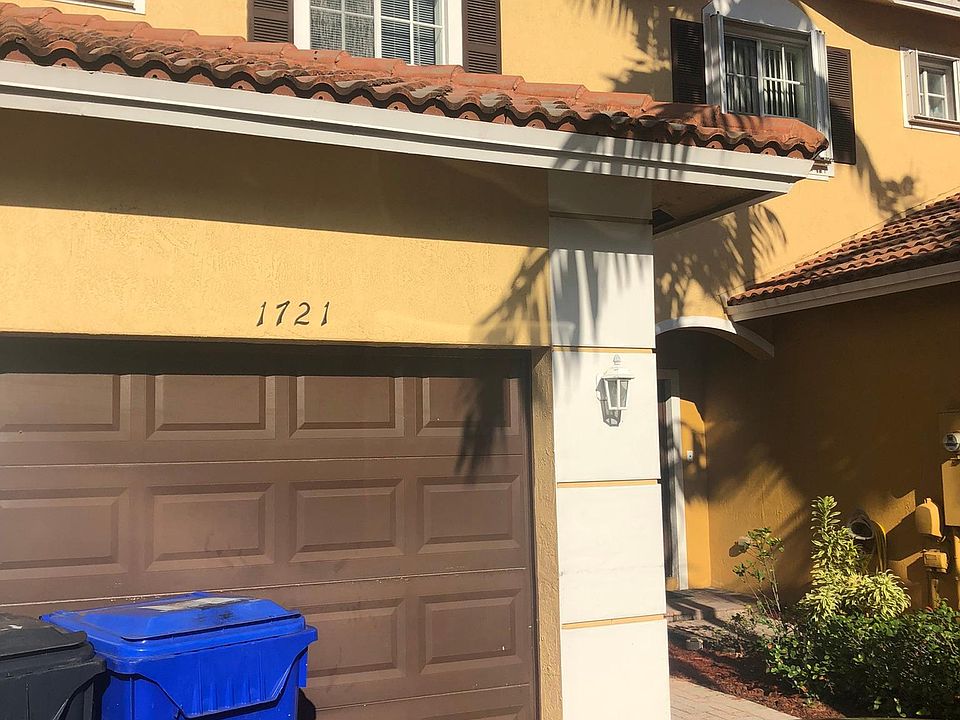 1st image of 1721 SW 81st Ter