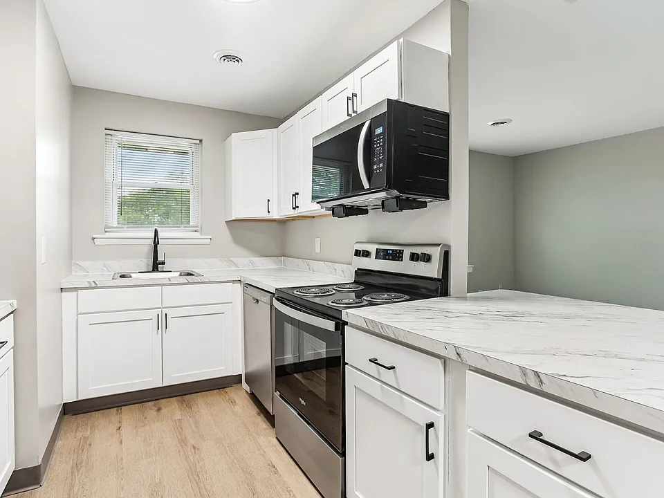 Brookbend Apartments