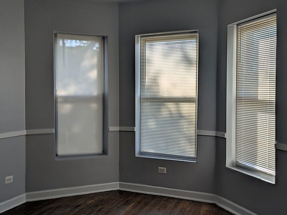 3rd image of 6401 S Saint Lawrence Ave #1