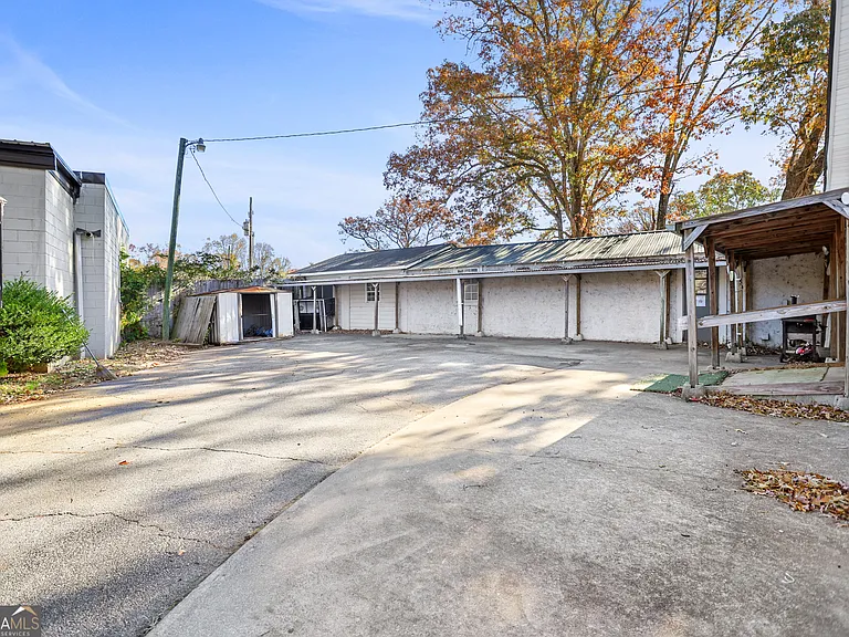 492 Pine Rd — Photo 35