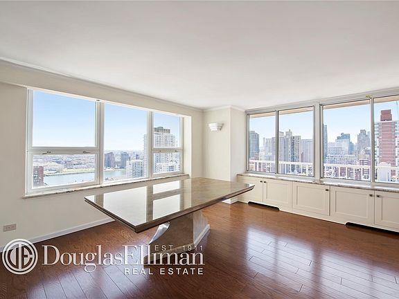 4th image of 404 E 79th St APT 24G
