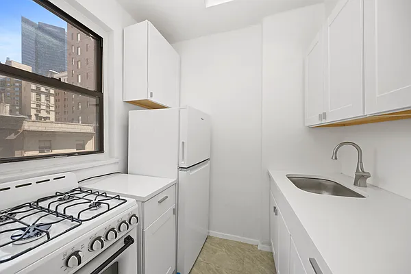 Sold by Douglas Elliman | media 4