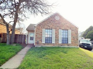 2206 Teakwood Ct, Lewisville, TX 75067