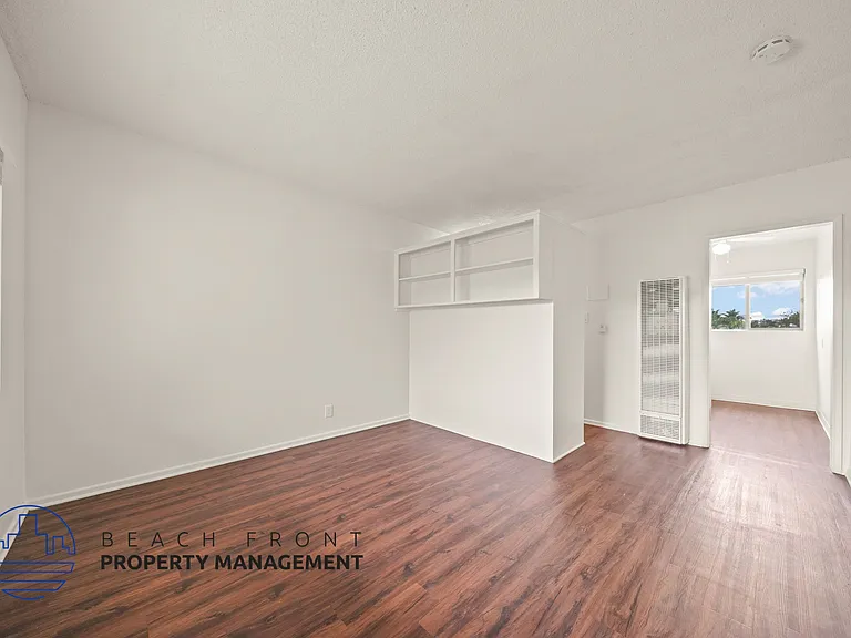 12233 Manor Dr. — Photo 5