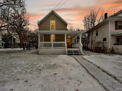 1128 Hickory St, Lansing, MI, 48912