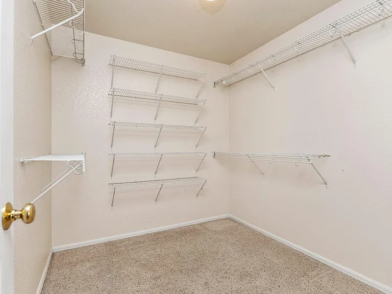 15898 James Gate Pl — Photo 28