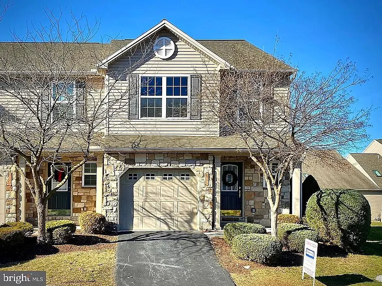 6341 Galleon Dr — Photo 1