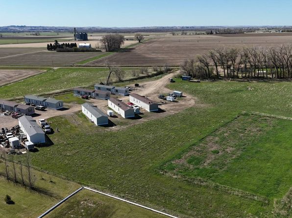 35467 County Road 133, Fairview, MT 59221