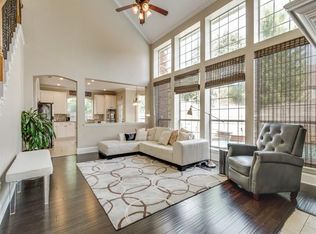 2714 Pin Oak Dr, Grapevine, TX 76051