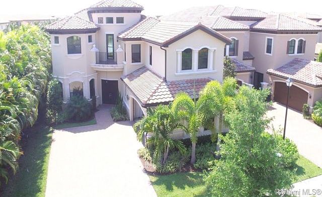 1st image of 8175 Lost Creek Ln #8175