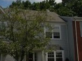 24 Victoria Dr, Aston, PA